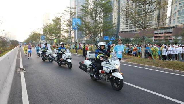 信用網如何申请_福田公安投入近3000名警力护航深圳马拉松